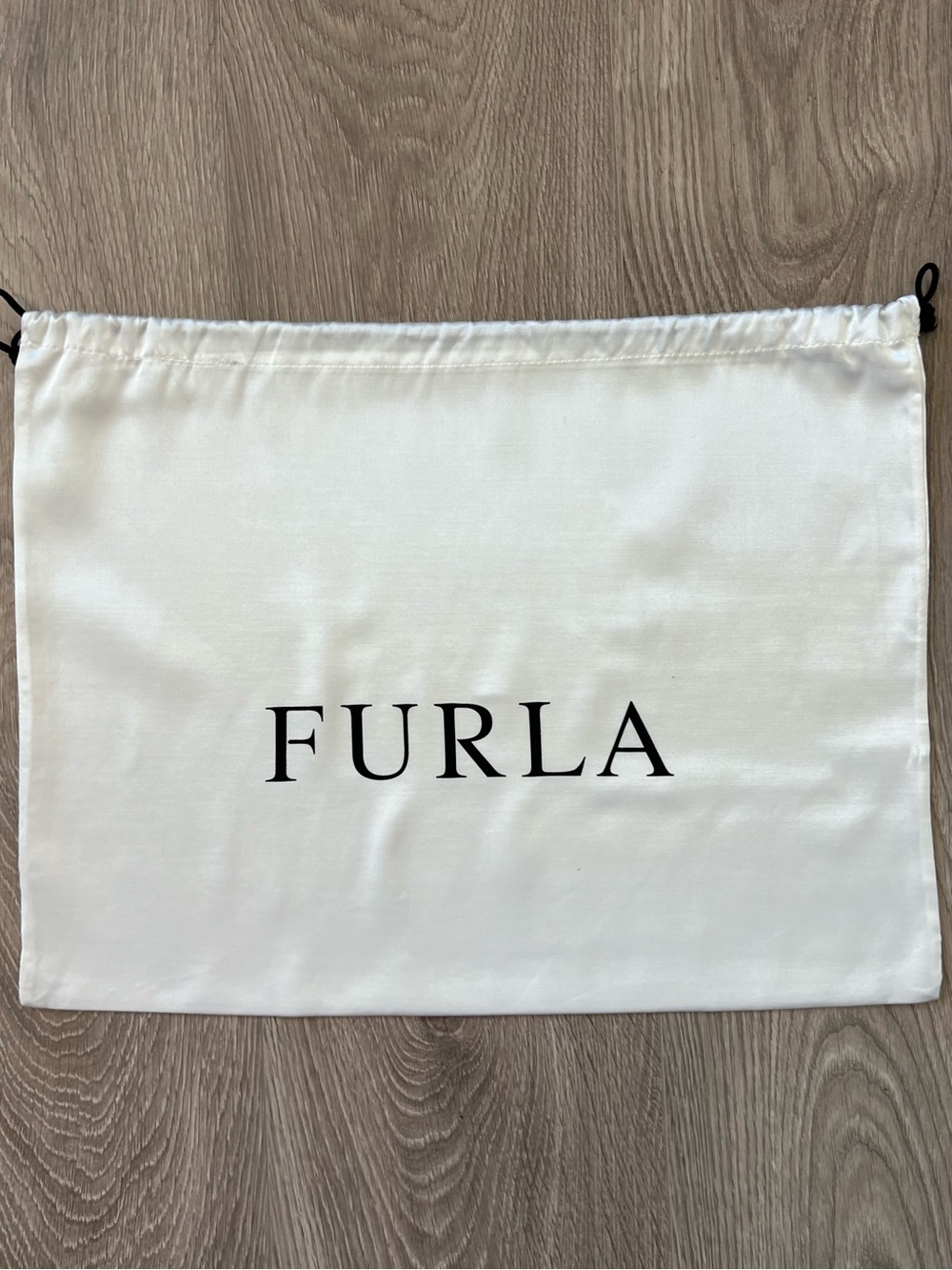 Furla dust bag (C723)